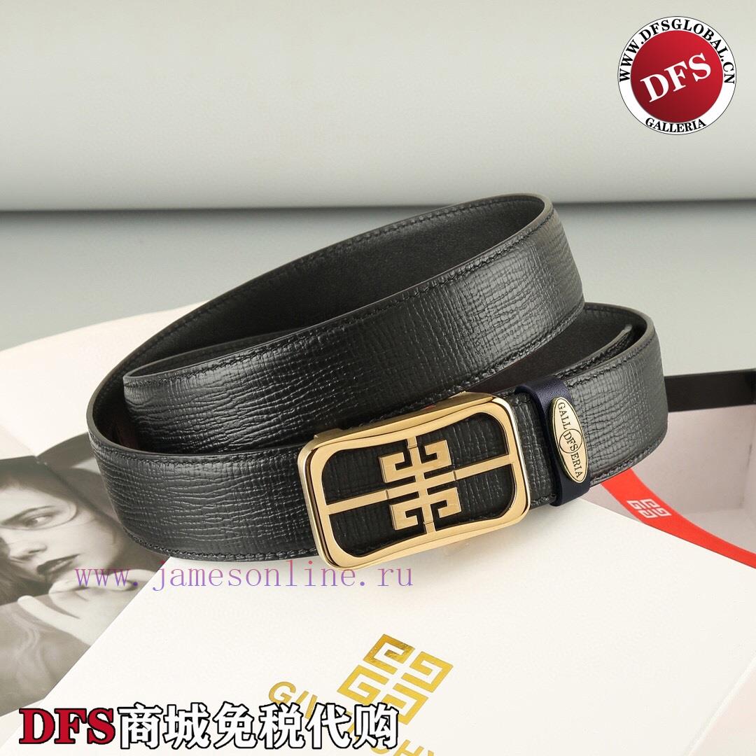 High end quality, physical photographyComes with a complete set of packagingGivenchy Oversea r406sgml - Image 3