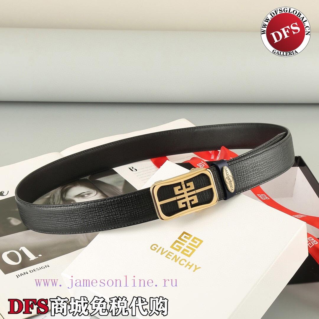 High end quality, physical photographyComes with a complete set of packagingGivenchy Oversea r406sgml - Image 5