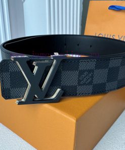 LV Initiales double-sided waistband combines Monogram Eclipse and the all-new Monogram Eclip dqm66gvf