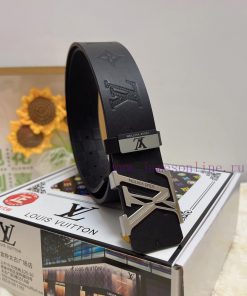 LV... Louis VuittonMaterial: Leather Belt with 100% Head Layer. The leather belt is guarante g6cx5vdm