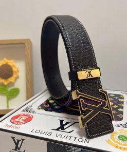 LV... Louis VuittonMaterial: Leather Belt with 100% Head Layer. The leather belt is guarante yo44jzil
