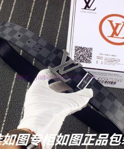 Lv... Louis Vuitton ️Identify and receive a punch as a giftMaterial: 100% top layer cowhide, mdi2dpte