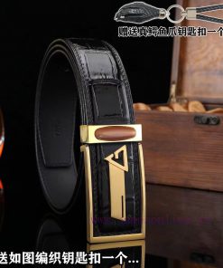 Give a crocodile claw keychain as a giftPromotion price delivery wooden boxPersonal tailorBu fm4ns478