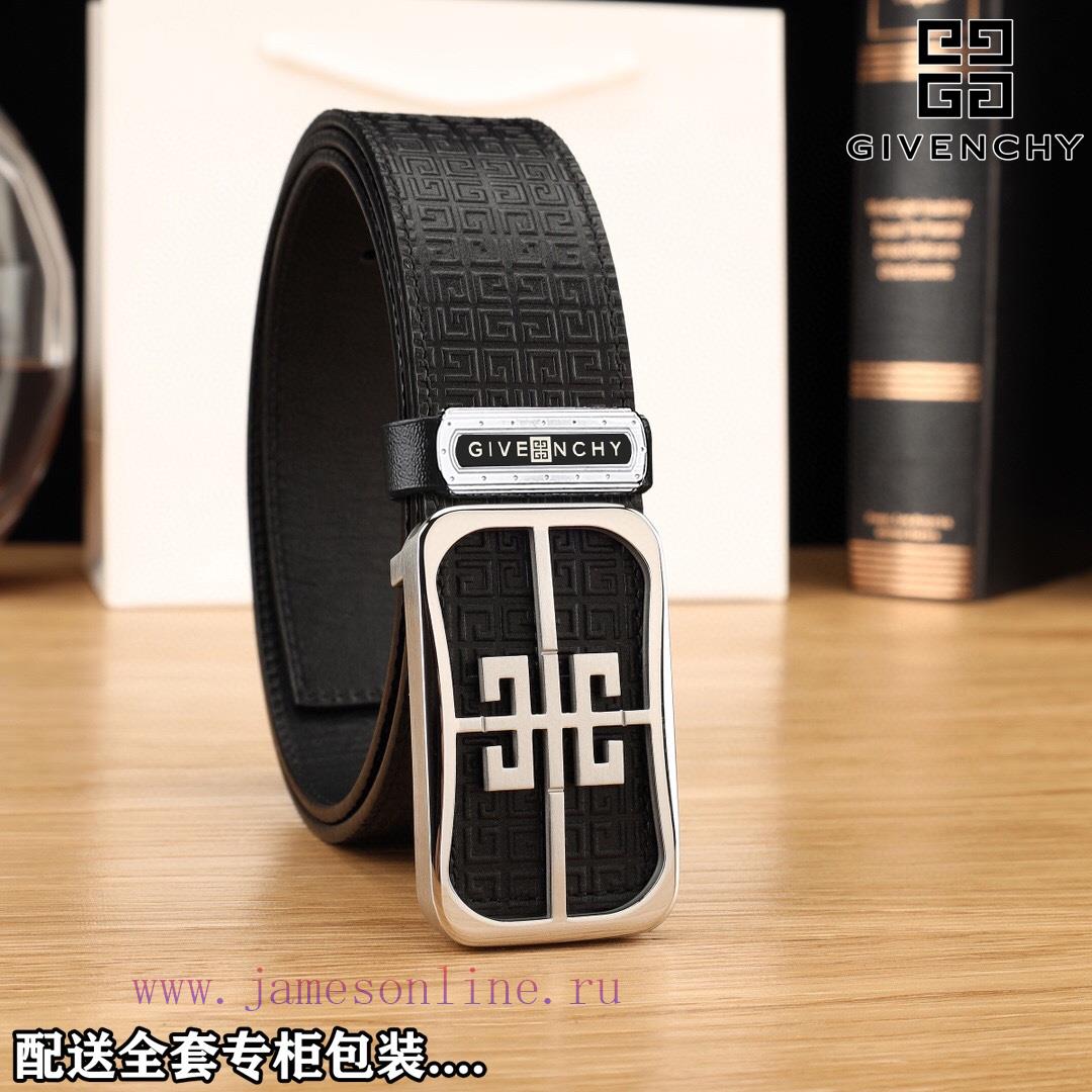 High end quality, physical photographyComes with a complete set of packagingGivenchy Oversea idsrfq89 - Image 10