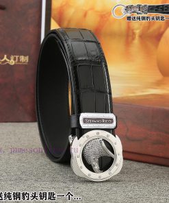 Give away a pure steel keychain as a giftComes with a complete gift boxSTEFANO RICCIBuckle m lbwhdaas