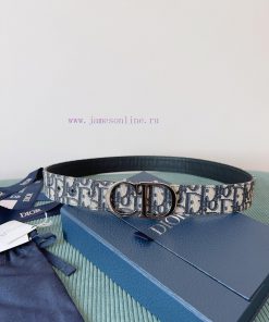 High end quality, physical photographyComes with a complete gift boxDIOR material, milkshake y3hdwwf3