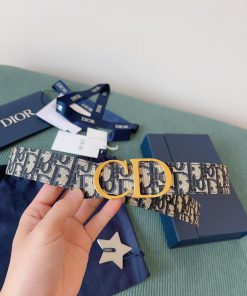 High end quality, physical photographyComes with a complete gift boxDIOR material, milkshake xad7fqqu