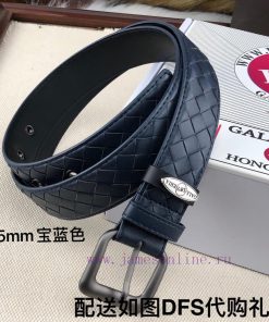 Delivery of complete DFS purchasing gift boxComplete setBOTTEGA VENETABuckle material: high- pv22mdkc