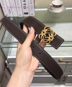The LOEWe model of Luo Yiwei is made of soft grain imported calf leather, with a width of 3. wrui04wn