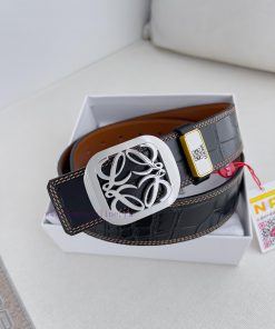 Luo Yiwei Loewe Belt ️ BeltBuckle, made of pure steel material, photographed in real lifeMat j39drxn1