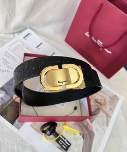 This Ferragamo belt is made of embossed cowhide and is suitable for both business and leisur i73qb9re