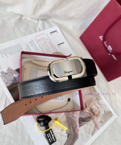 This Ferragamo belt is made of embossed cowhide and is suitable for both business and leisur 9xsx4kx6
