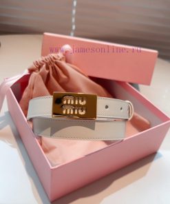 This leather belt is the ideal choice to enhance the unique style and tasteThe eye-catching 4efrsrrg