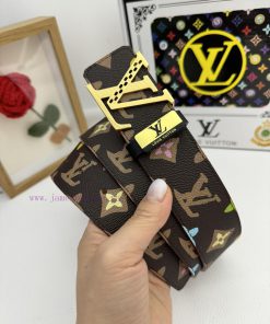 LV... Louis VuittonMaterial: Leather Belt with 100% Head Layer. The leather belt is guarante 75pq3tlr