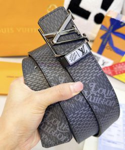 Belt LV Louis ReproductionBelt made of 100% head layer cowhide, ensuring a three-dimensional ef2fcwmz