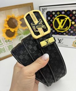 LV... Louis VuittonMaterial: Leather Belt with 100% Head Layer. The leather belt is guarante 4s1v3a76