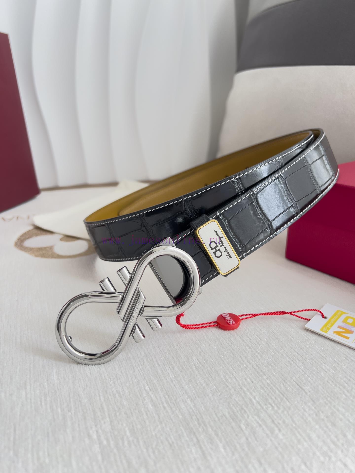 Ferragamo Ferrgamo ️ Belt and beltHanging buckle, classic hanging buckle made of pure copper e57pf8h0