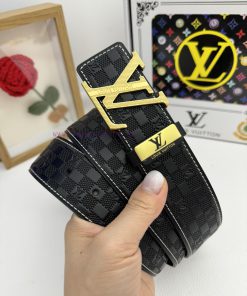 LV... Louis VuittonMaterial: Leather Belt with 100% Head Layer. The leather belt is guarante fogue8kp