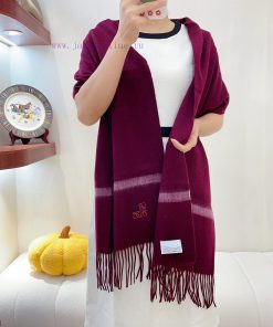 LOEWE's high-quality imported cashmere scarf has exploded on shelves overseas. The latest mejblcl210