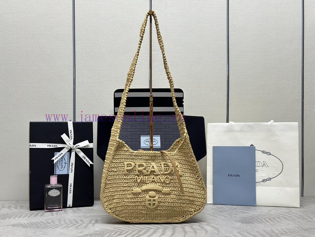 Prada's new Lafite straw crossbody 1BG186 is full of artistic atmosphere. The Lafite straw wf78iek1n