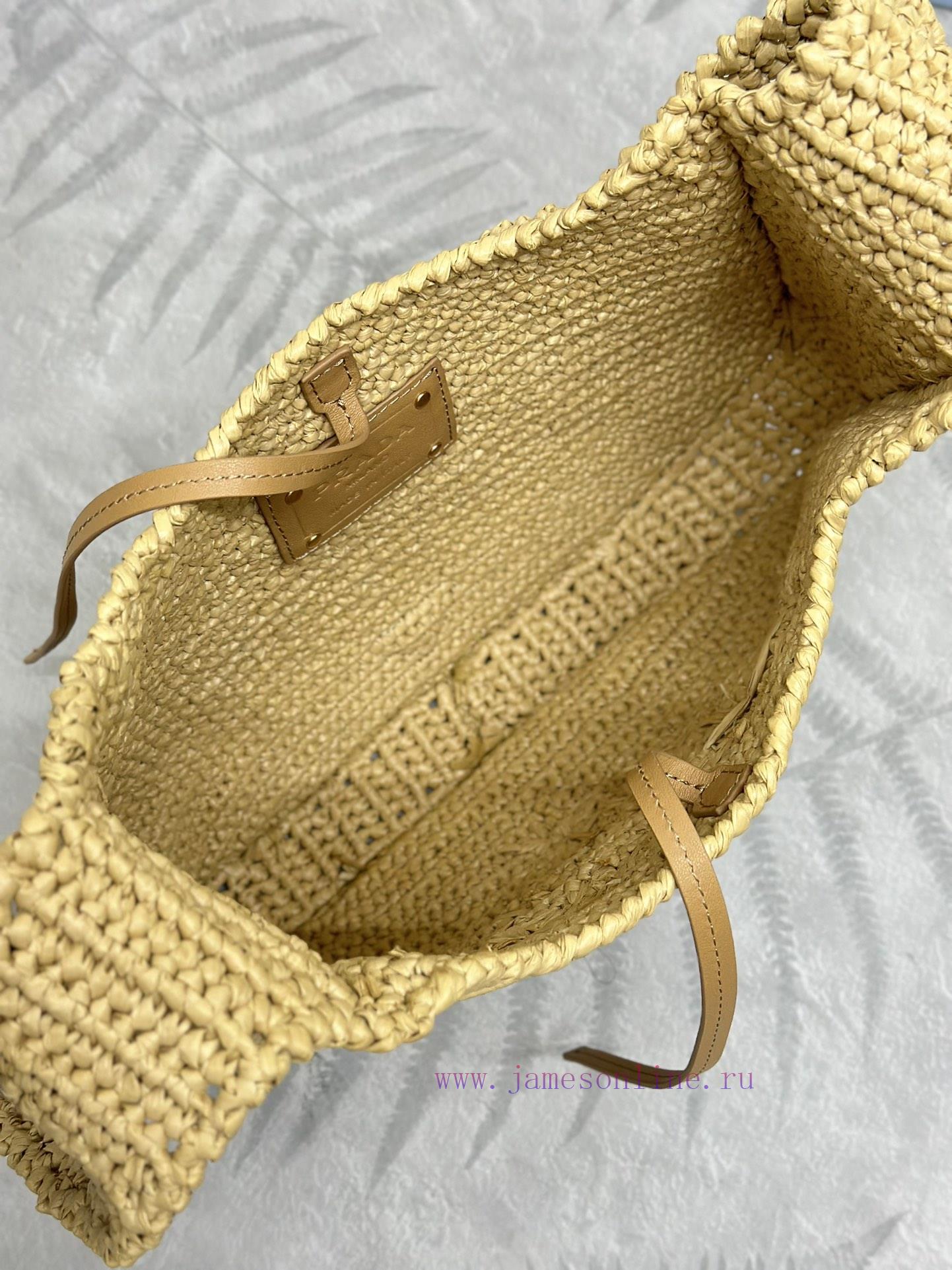 Prada's new Lafite straw crossbody 1BG186 is full of artistic atmosphere. The Lafite straw wf78iek1n - Image 9