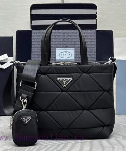 The Lingge Tote Bag 3-in-1 1BG380 System Tote Bag is equipped with two leather handles and ebtgg1bfj