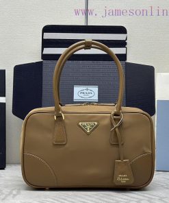 New vintage bag 1BB115 medium sizeThis dual handle handbag is made of recycled nylon, incorp6u849qpq