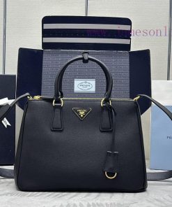 , 2024 Spring/Summer New Collection, Flat Shirt Killer Bag 1BA27432cm, this handbag consistsezmd0px9