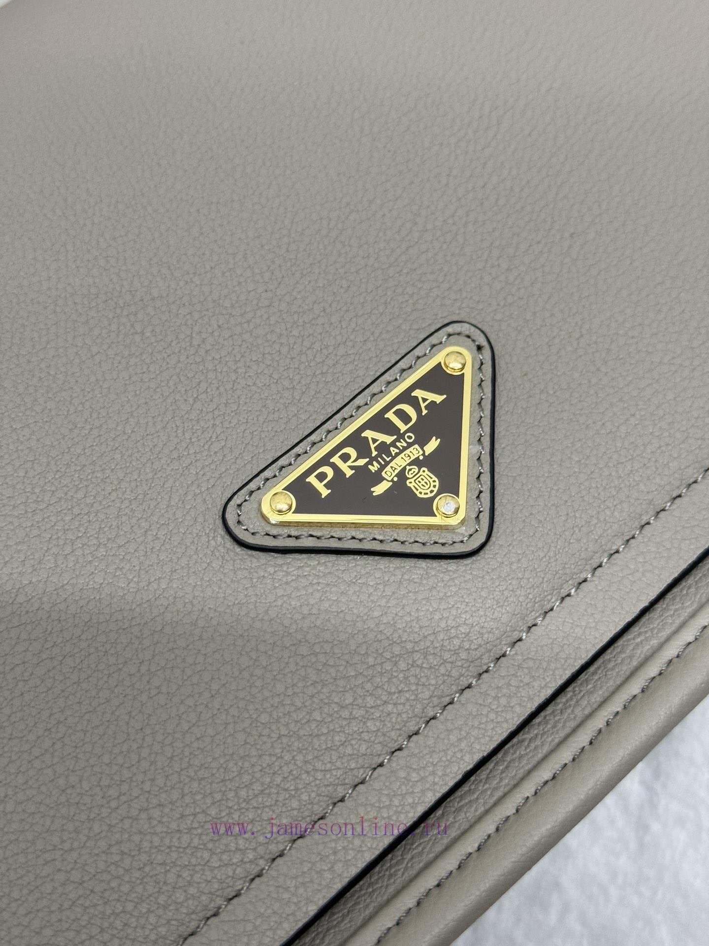 The new crossbody bag with 1BD372 shoulder strap has arrived. The Lindy shoulder strap is maaqp182sa - Image 7