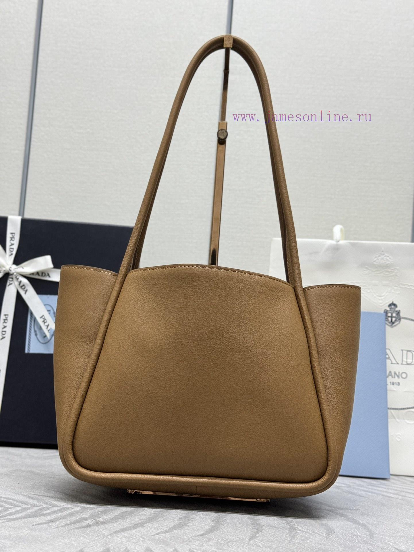 The new 1BG539 shoulder back model, with a matching full set of packaging and customized desnqlkpmof - Image 3