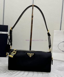 , (with complete packaging, customized), new 1BC233 nylon lock bagThis Tessuto Locker shouldc6rt76h7