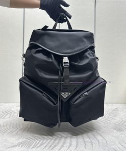P. New men's backpack, 2024 spring/summer runway style, 2VZ108, equipped with adjustable lonknirnz9l