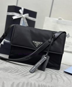 (Comes with a complete set of matching packaging, customized), the popular Cini messenger ba90op1nww