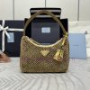 Gold Diamond Hobo 2000 2023 1NE515 Sparkling Diamond, the most beautiful and sparkling waterlegtohoj