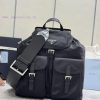 New backpack 2VZ110+glossy leather shoulder strapRetro hardware, this Re Nylon backpack featll9cdd90