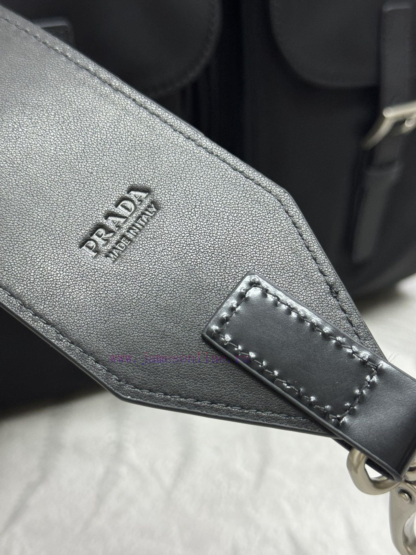 New backpack 2VZ110+glossy leather shoulder strapRetro hardware, this Re Nylon backpack featll9cdd90 - Image 9