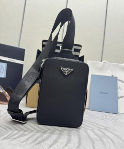 , (with complete packaging, customized), new chest bag 2VZ106 chest bagThis chest bag is madswfbvr0c