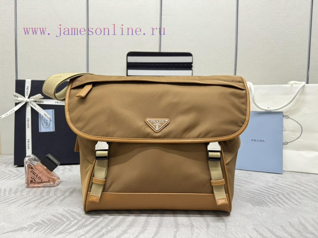 This new mailman bag 2VD052A is designed with recycled nylon yarn Re Nylon material, featurij6jyd38k - Image 2