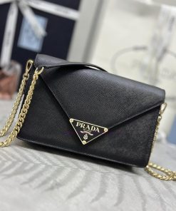(Comes with a complete set of matching packaging, customized), the new crossbody bag 1BD318 6qsb01cq