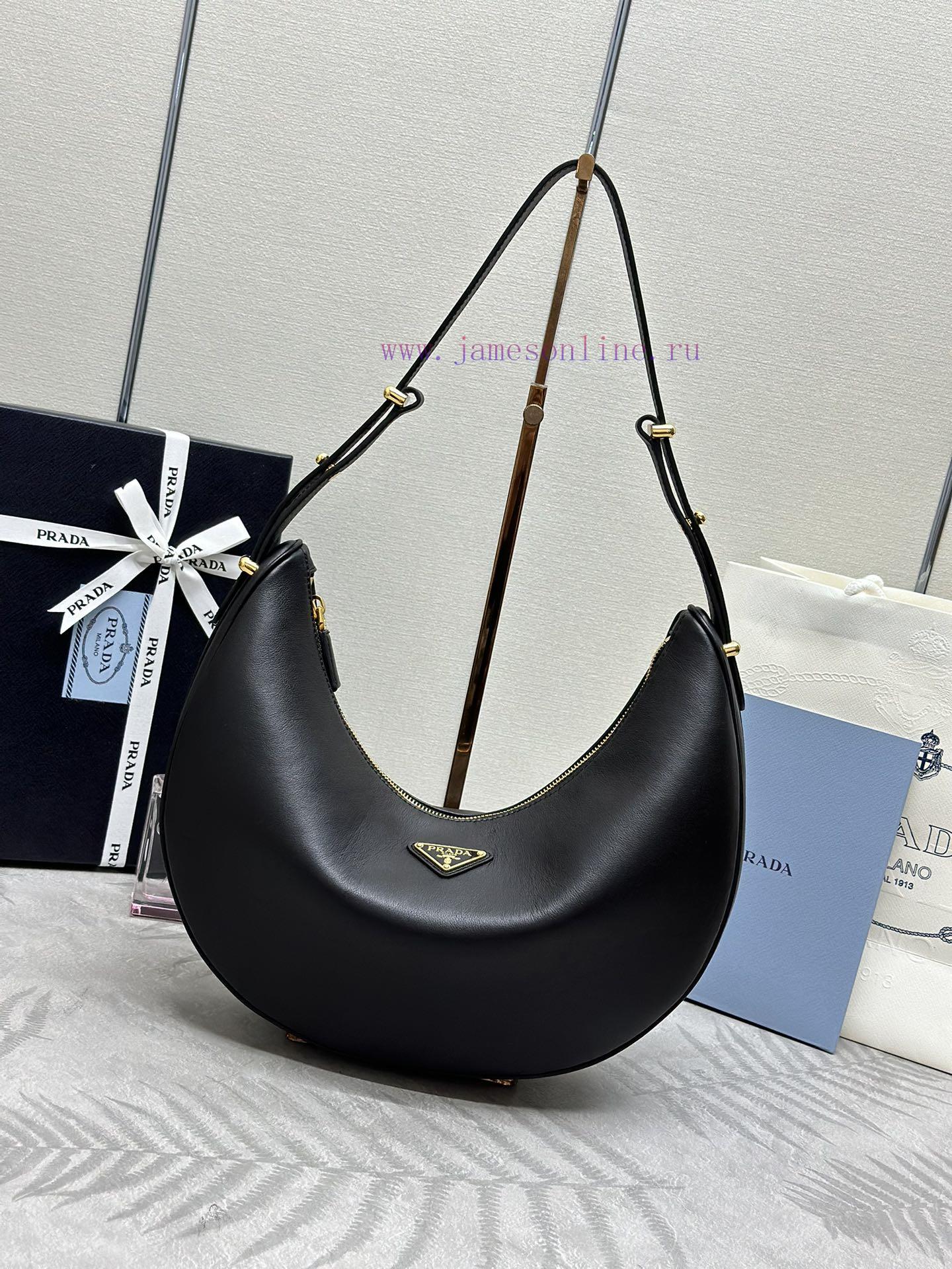 , Large Moon handbag 1BC212 LargeThe design inspiration for this shoulder bag comes from exp9wczlmcg