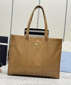 The new oil wax leather tote bag 1BG460This tote bag is made of imported oil wax leather, wi8hmxzcdc