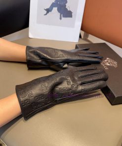 Versace 2022 Autumn/Winter New Imprint Series Top Official Website Synchronized Women's New 45rcsybs