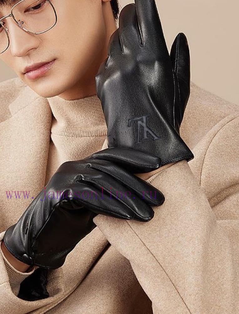 Packaging for Men and Women's 2023 New Release Touchscreen Women's Gloves LV Official Websit72lww9vk - Image 3