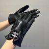 2023 New Debut Sparkling Diamond Bow Touchscreen Gloves Chanel Official Website Synchronized4vpzj2ji