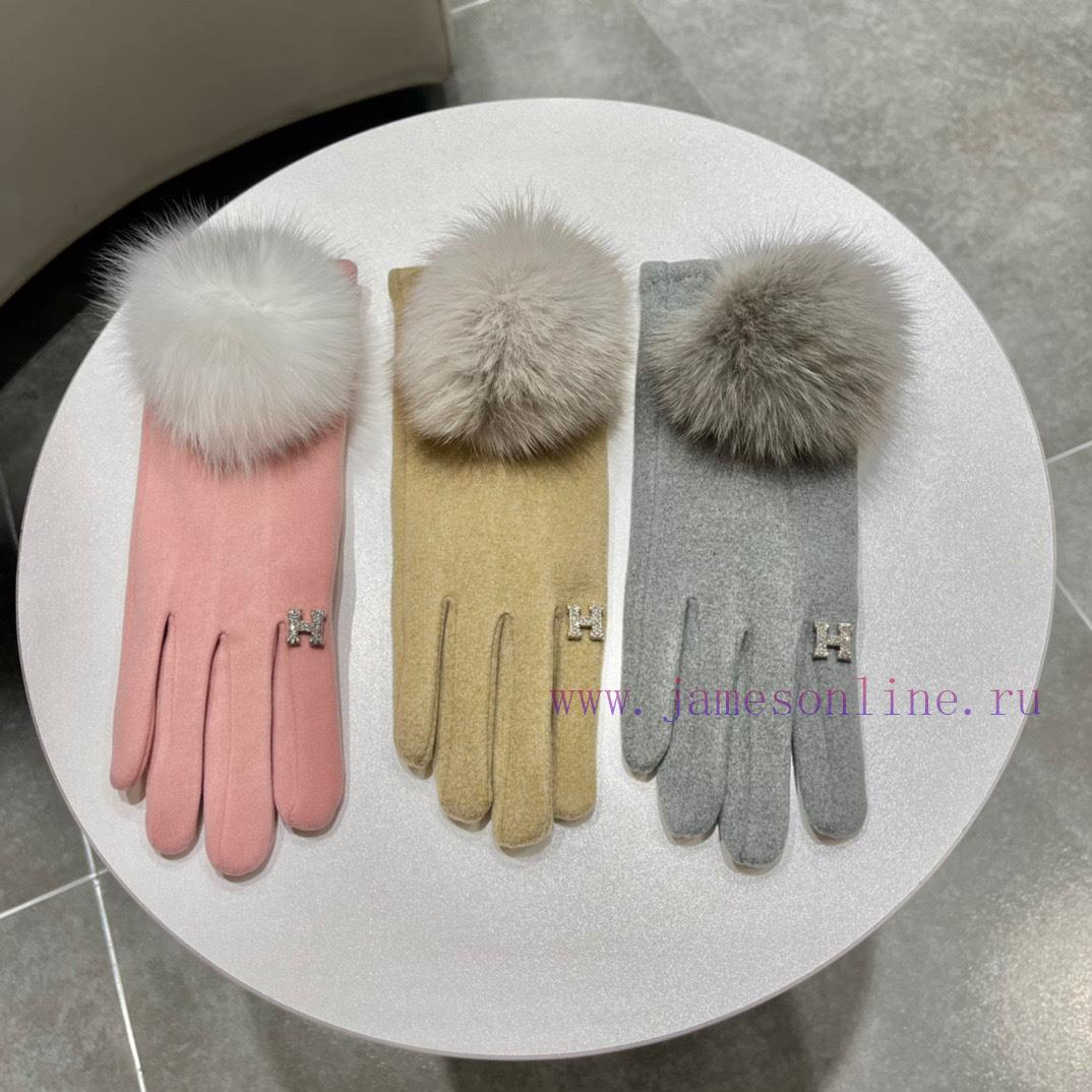 Hermes 2022 autumn and winter with fox fur ball wool gloves is worth comparing with differenvao5mril