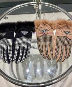 RADA Prada 2023 Autumn/Winter Lazy Rabbit Wool Gloves are worth comparing with different quaakq852a0