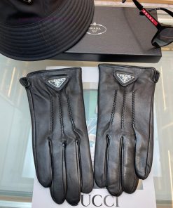 Prada's new men's leather gloves are made of imported Ethiopian touchscreen sheepskin, with w6hxipkx