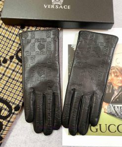 Versace 2022 Autumn/Winter New Imprint Series Top Official Website Synchronized Women's New nq9bzi0a