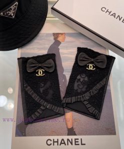 Chanel Lace Mesh Half Finger Fashion Gloves with Full Feminine Flavor, Available in One Size3g6sg5bq