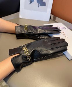 Dior's top women's high-end gloves are 100% made of imported sheepskin leather, which is smo8jkcrjas
